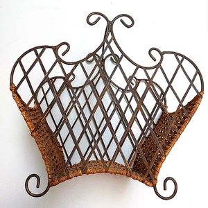 Rustic 70s metal wicker magazine rack